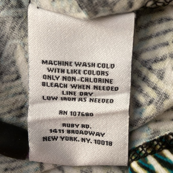 🌺Ruby RD Favorites Women’s Multicolor Tropical Short Sleeve top size large - Picture 6 of 6